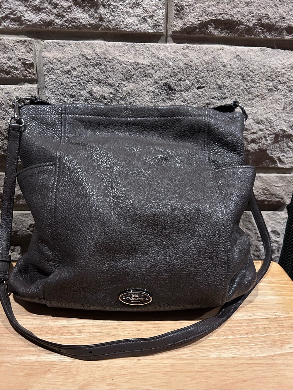 Coach Gallery Pebbled Leather Hobo Shoulder Bag Gray 33436
